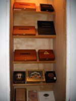 humidor 001 (375 x 500).jpg